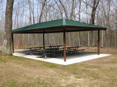 This covered picnic pavilion was built this year to provide hikers a place to enjoy lunch and stay dry. Photo: Howard Meyerson