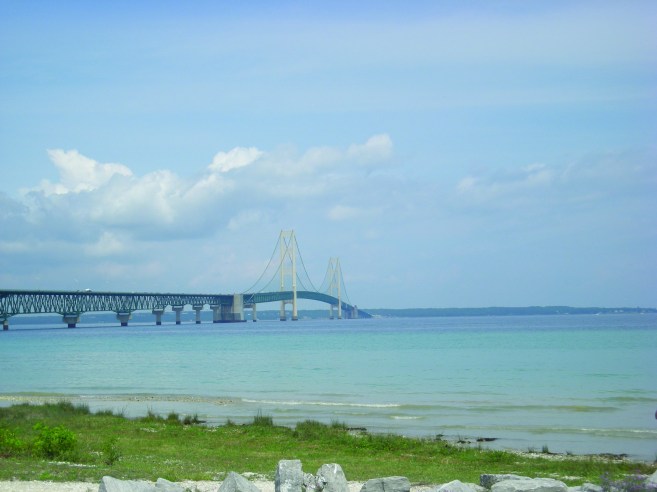Mackinac_Bridge_August_2010_04